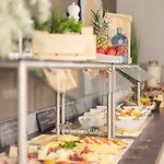 Candlewood Augsburg By Ihg Aparthotel Gersthofen